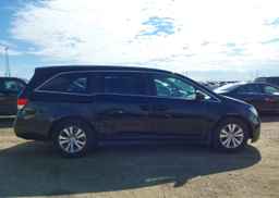 2016 HONDA Odyssey se