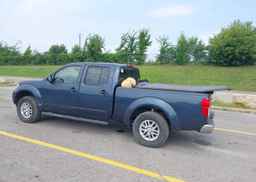 2017 NISSAN FRONTIER SL