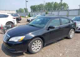 2013 CHRYSLER 200 LX