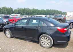 2013 CHRYSLER 200 LX