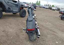 2013 HONDA VT1300 CXA
