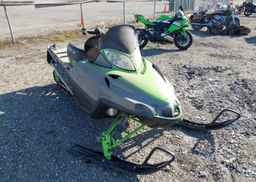 2011 ARCTIC CAT Crossfire 8