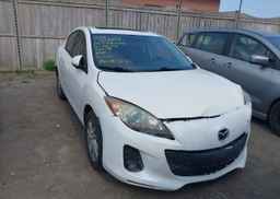 2013 MAZDA MAZDA3