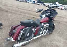 2017 HARLEY-DAVIDSON FLTRU