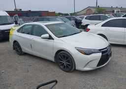 2015 TOYOTA CAMRY XSE