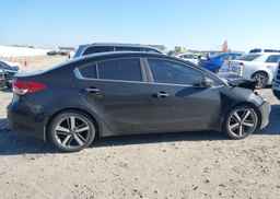 2017 KIA FORTE EX