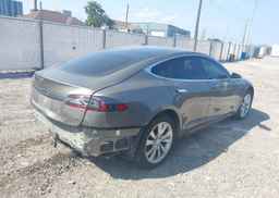 2015 TESLA Model S 85D