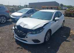 2015 MAZDA MAZDA3