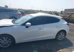 2015 MAZDA MAZDA3