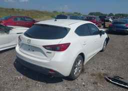 2015 MAZDA MAZDA3