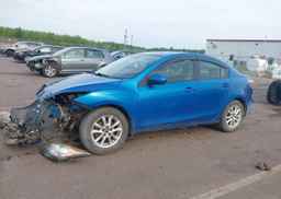 2013 MAZDA MAZDA3