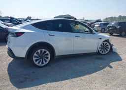 2026 TESLA MODEL Y LONG RANGE
