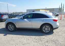 2009 INFINITI FX35