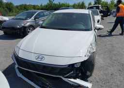 2024 HYUNDAI ELANTRA ESSENTIAL