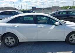 2024 HYUNDAI ELANTRA ESSENTIAL
