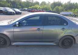 2014 MITSUBISHI LANCER ES