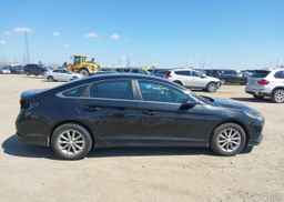 2019 HYUNDAI SONATA ESSENTIAL