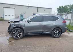 2018 NISSAN ROGUE SV