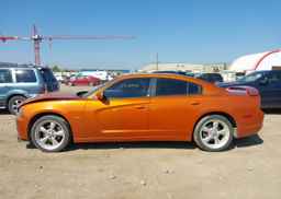 2011 DODGE CHARGER R