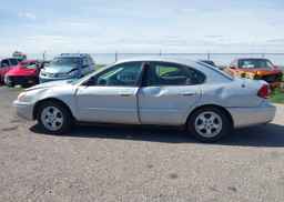 2007 FORD TAURUS SE