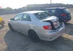2013 TOYOTA COROLLA S