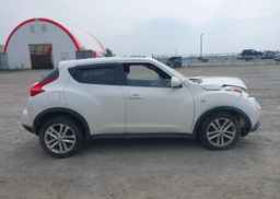 2013 NISSAN JUKE SV