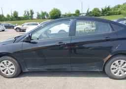2016 HYUNDAI ACCENT GL
