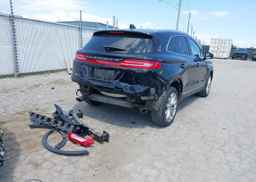 2017 LINCOLN MKC SELECT