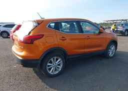 2017 NISSAN QASHQAI S