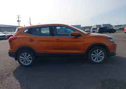 2017 NISSAN QASHQAI S