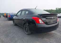 2014 NISSAN VERSA S