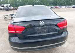 2013 VOLKSWAGEN PASSAT SE