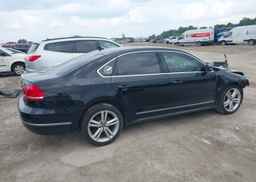 2013 VOLKSWAGEN PASSAT SE