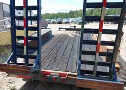 2015 MISKA TRAILER