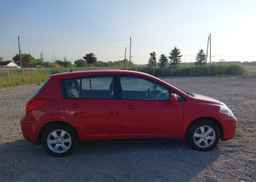 2010 NISSAN VERSA S