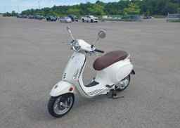 2023 VESPA PRIMAVERA