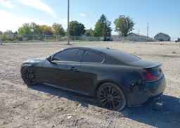2011 INFINITI G37X