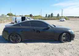 2011 INFINITI G37X
