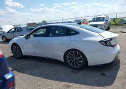 2022 HYUNDAI SONATA LUXURY