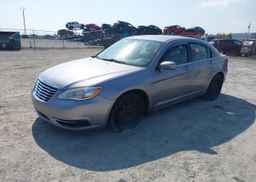 2013 CHRYSLER 200 LX
