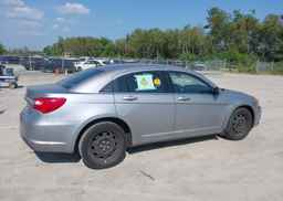 2013 CHRYSLER 200 LX