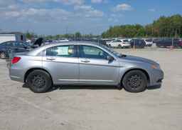 2013 CHRYSLER 200 LX