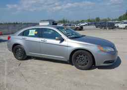2013 CHRYSLER 200 LX