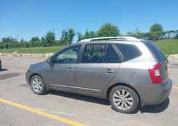 2012 KIA RONDO