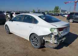 2022 KIA FORTE EX