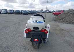 2014 CAN-AM SPYDER ROADSTER RT