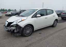 2016 NISSAN LEAF