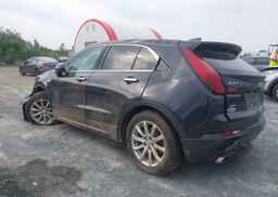 2022 CADILLAC XT4 LUXURY