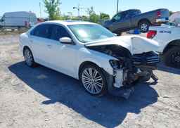 2015 VOLKSWAGEN PASSAT 1.8 TSI COMFORTLINE