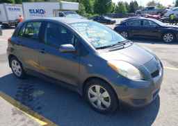 2011 TOYOTA YARIS